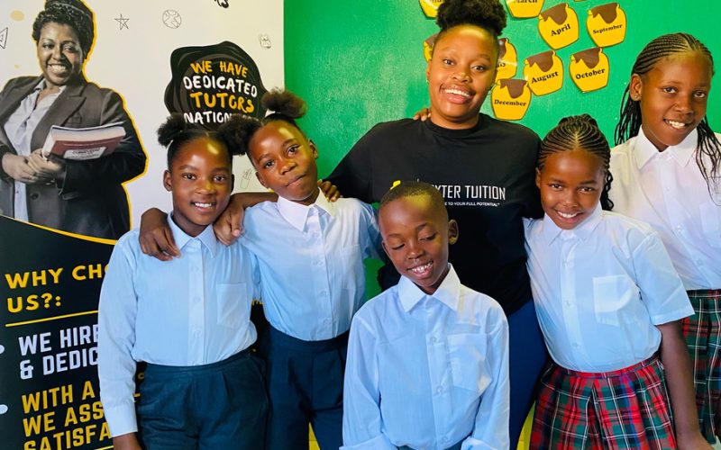 Dexter Tuition Class Room With Tutor